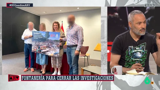 La reflexión de Santiago Martínez-Vare sobre las amenazas al fiscal Grinda: "Escuchar a Leire Díez solo pone negro sobre blanco el momento que vive el PSOE" La reflexión de Santiago Martínez-Vare sobre las amenazas al fiscal Grinda: "Escuchar a Leire Díez solo pone negro sobre blanco el momento que vive el PSOE"