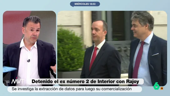 Iñaki López alucina con el "carrerón" de 'Alcasec': "Es el Lamine Yamal de los hackeos" Más Vale Tarde debate sobre la detención de Francisco Martínez, ex número dos del Ministerio del Interior, junto a 'Alcasec', uno de los hackers más conocidos de España, dentro de una trama de robo de datos y blanqueo de capitales.