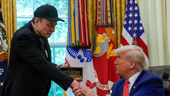 Donald Trump y Elon Musk en la rueda de prensa de despedida del empresario Donald Trump y Elon Musk en la rueda de prensa de despedida del empresario