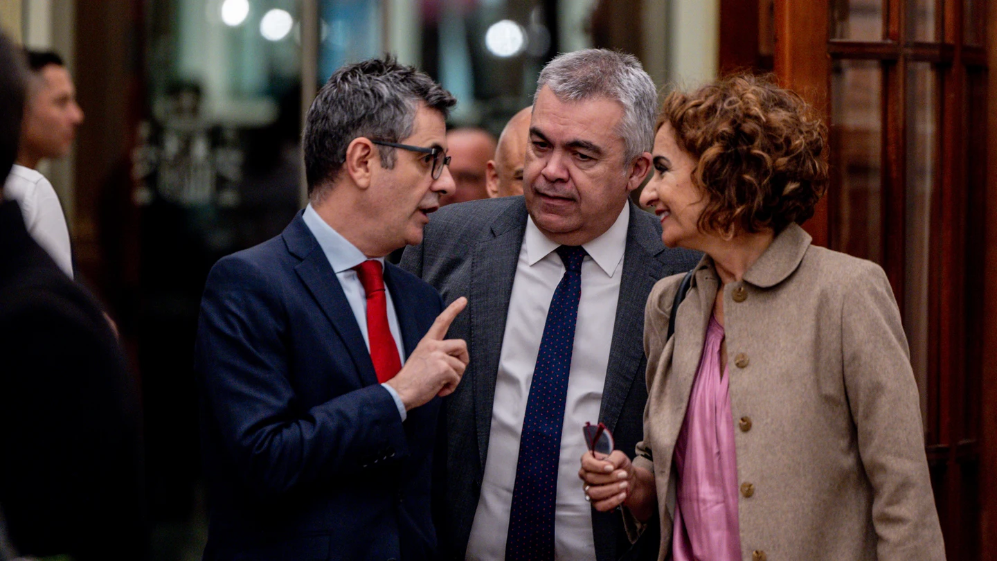 Los socialista Félix Bolaños, Santos Cerdán y María Jesús Montero, en una imagen de archivo. Los socialista Félix Bolaños, Santos Cerdán y María Jesús Montero, en una imagen de archivo.