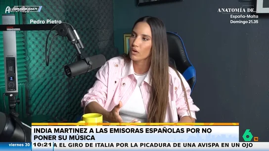 India Martínez, a las emisoras de radio españolas que no ponen su música: "Ni cantando con Enrique Iglesias y Will Smith" India Martínez, a las emisoras de radio españolas que no ponen su música: "Ni cantando con Enrique Iglesias y Will Smith"