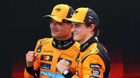 Lando Norris y Oscar Piastri (McLaren) tras el Gran Premio de España Lando Norris y Oscar Piastri (McLaren) tras el Gran Premio de España