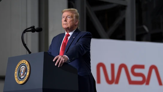 Donald Trump, durante una rueda de prensa en las instalaciones de la NASA Donald Trump, durante una rueda de prensa en las instalaciones de la NASA