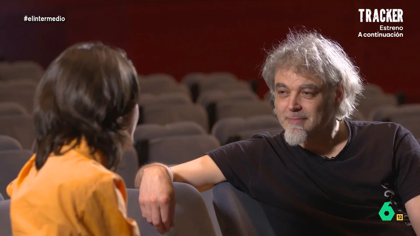 Félix Fradejas, director teatral, sobre la inclusión de actores con discapacidad: "Falta mucho por hacer" El director dirige al grupo de teatro 'Bambalinas', compuesto por personas invidentes o con alguna discapacidad visual. La agrupación ha participado en el Bienal de Teatro de la ONCE.