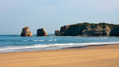 Playa de "las dos gemelas" de Hendaya, en Francia Playa de "las dos gemelas" de Hendaya, en Francia