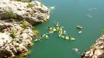 Playa fluvial de Pont du Diable