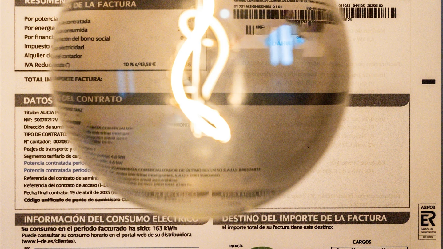 Factura de la luz. Factura de la luz.