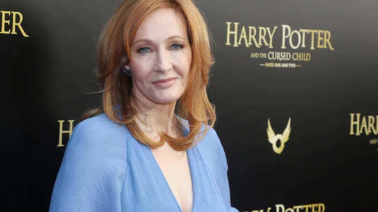 J. K. Rowling en el estreno de la obra de teatro 'Harry Potter y el legado maldito' en Nueva York en 2018 J. K. Rowling en el estreno de la obra de teatro 'Harry Potter y el legado maldito' en Nueva York en 2018