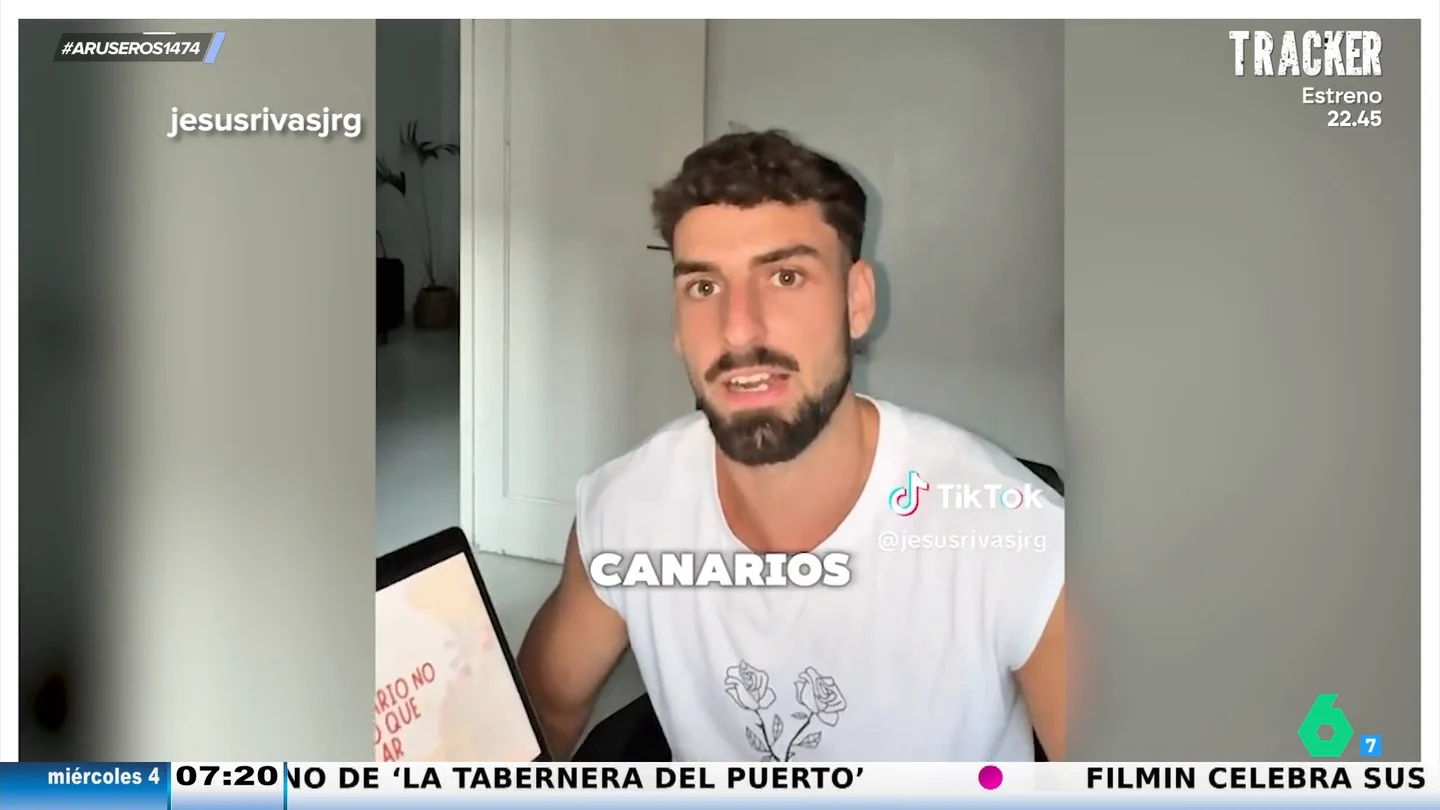 "¿Es verdad que si pierdes la guagua no llegas hasta mañana?": Alfonso Arús alucina con las cosas que no sabía de Canarias "¿Es verdad que si pierdes la guagua no llegas hasta mañana?": Alfonso Arús alucina con las cosas que no sabía de Canarias