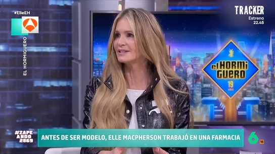 Miki Nadal, sobre el pasado como farmacéutica de Elle Macpherson y su broma a quienes compraban condones "Elle Macpherson, modelo, escritora y responsable del pico de natalidad en Australia en aquellos años", afirma Miki Nadal al descubrir en este vídeo las bromas que gastaba la exmodelo en su época de dependiente de farmacia.
