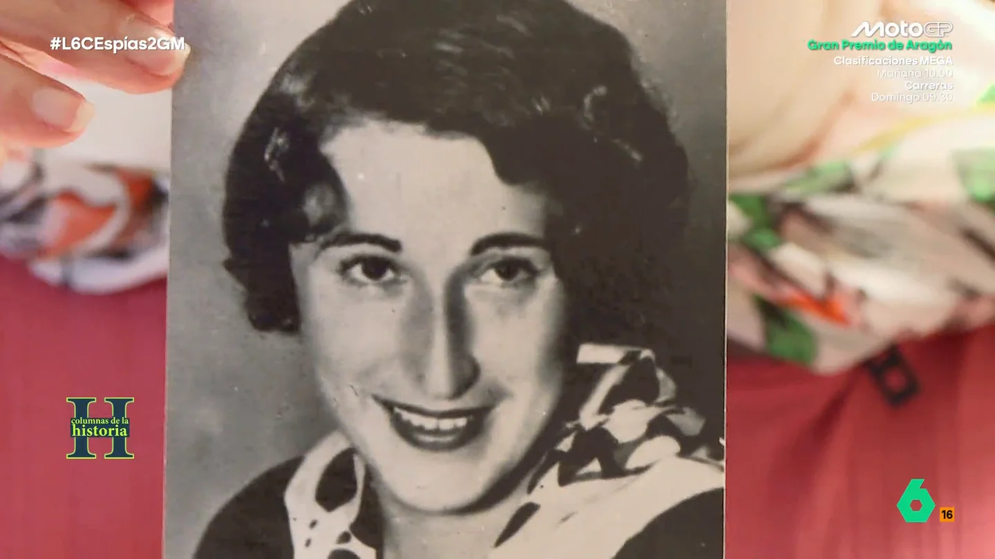 Las fontaneras de la segunda Guerra Mundial Canfranc y Gibraltar, dos puntos de la península que se convirtieron en un hervidero de espías nazis, franquistas o aliados en plena Guerra Mundial. Entre todos ellos, la historia de dos mujeres: Lola Pardo y 'La reina de corazones'.