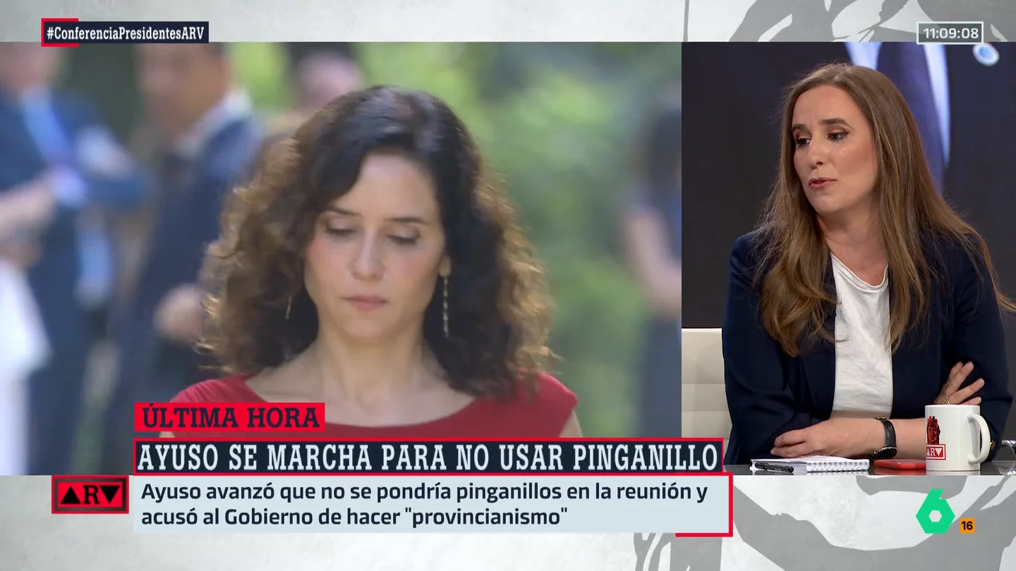 Natalia Junquera analiza la estrategia de Ayuso en la Conferencia de Presidentes: "Ha ido convencida de que su misión no es acordar nada, sino marcar perfil contra el presidente" Natalia Junquera analiza la estrategia de Ayuso en la Conferencia de Presidentes: "Ha ido convencida de que su misión no es acordar nada, sino marcar perfil contra el presidente"