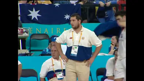 Los gestos del entrenador de baloncesto de España que hicieron saltar las alarmas del fraude paralímpico Los gestos del entrenador de baloncesto de España que hicieron saltar las alarmas del fraude paralímpico