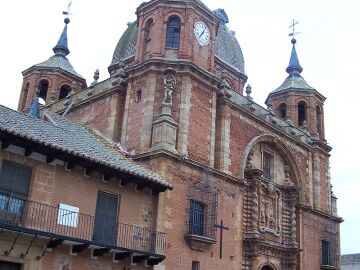 Iglesia del Cristo del Valle. San Carlos del Valle (Ciudad Real).