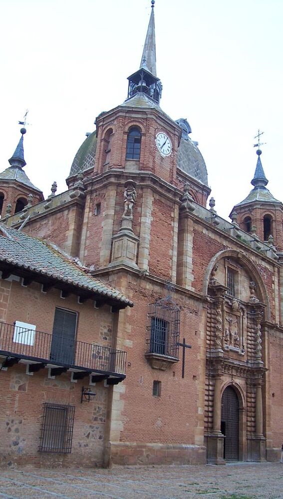Iglesia del Cristo del Valle. San Carlos del Valle (Ciudad Real).