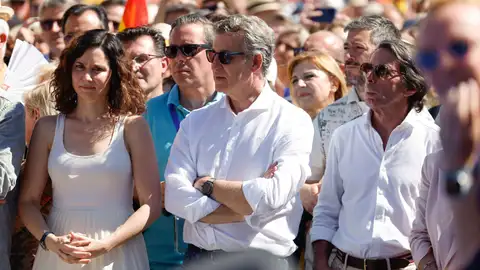 Alberto Núñez Feijóo, Isabel Díaz Ayuso y José María Aznar durante la manifestación del PP en Madrid Alberto Núñez Feijóo, Isabel Díaz Ayuso y José María Aznar durante la manifestación del PP en Madrid