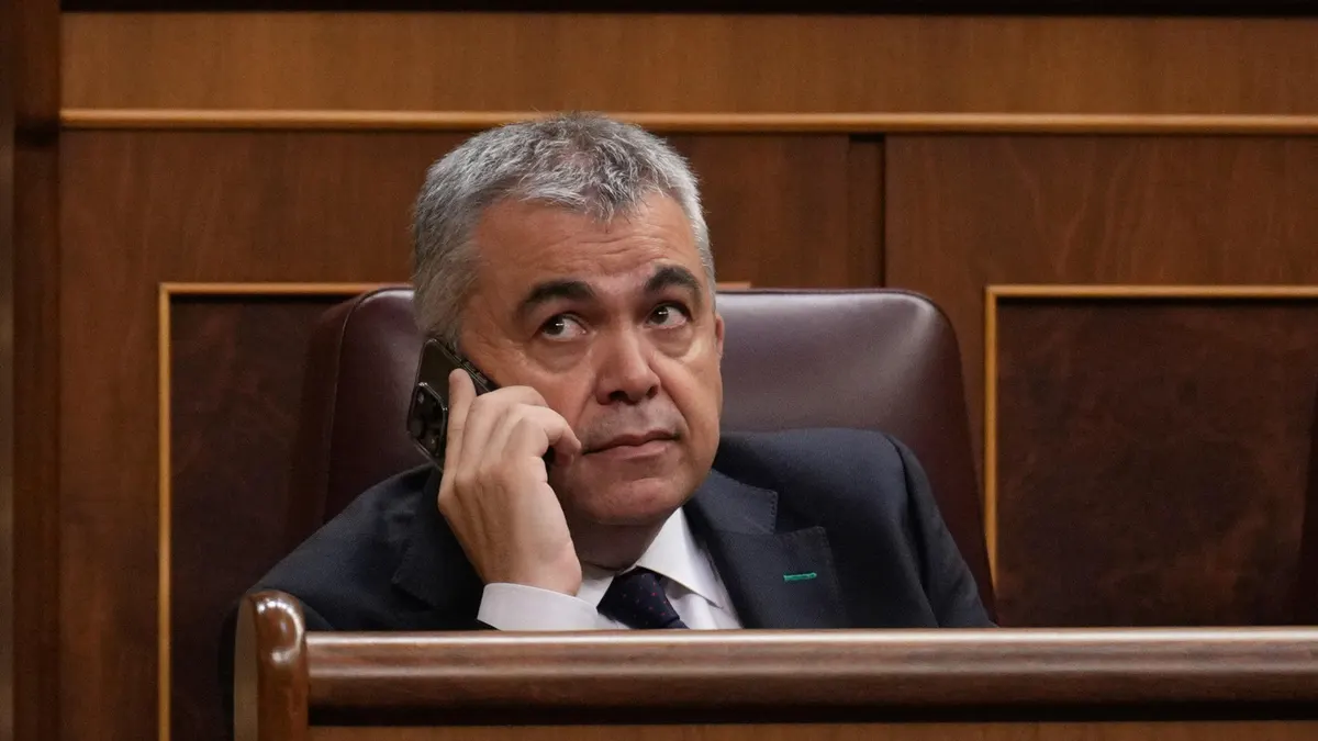 El futuro judicial que le espera a Santos Cerdán: una detención, entre las posibles medidas