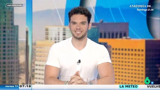 A dos turistas españoles les roban unos muñecos en Japón y el despliegue es brutal A dos turistas españoles les roban unos muñecos en Japón y el despliegue es brutal