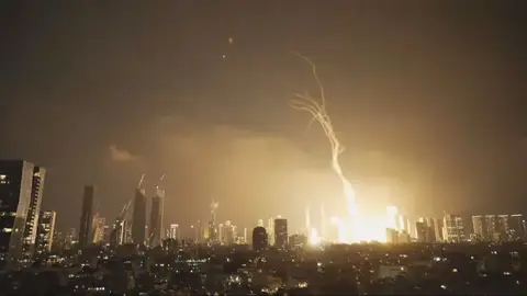 Irán responde a los ataques de Israel y lanza una ofensiva sobre Tel Aviv Irán responde a los ataques de Israel y lanza una ofensiva sobre Tel Aviv