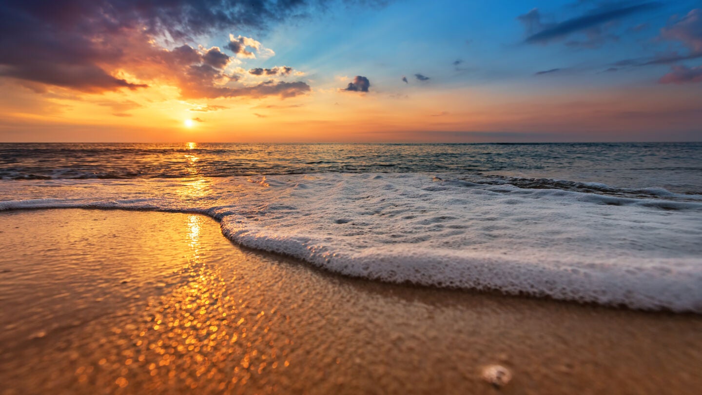 Atardecer en el mar