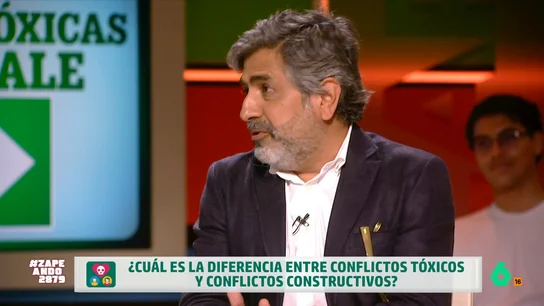 El psicólogo Arun Mansukhani explica las diferencias entre los conflictos tóxicos y los constructivos Los conflictos son inevitables pero, como expone el psicólogo, hay que atender cómo se abordan para que estos sean constructivos en lugar de tóxicos. Descubre las claves en el vídeo principal.