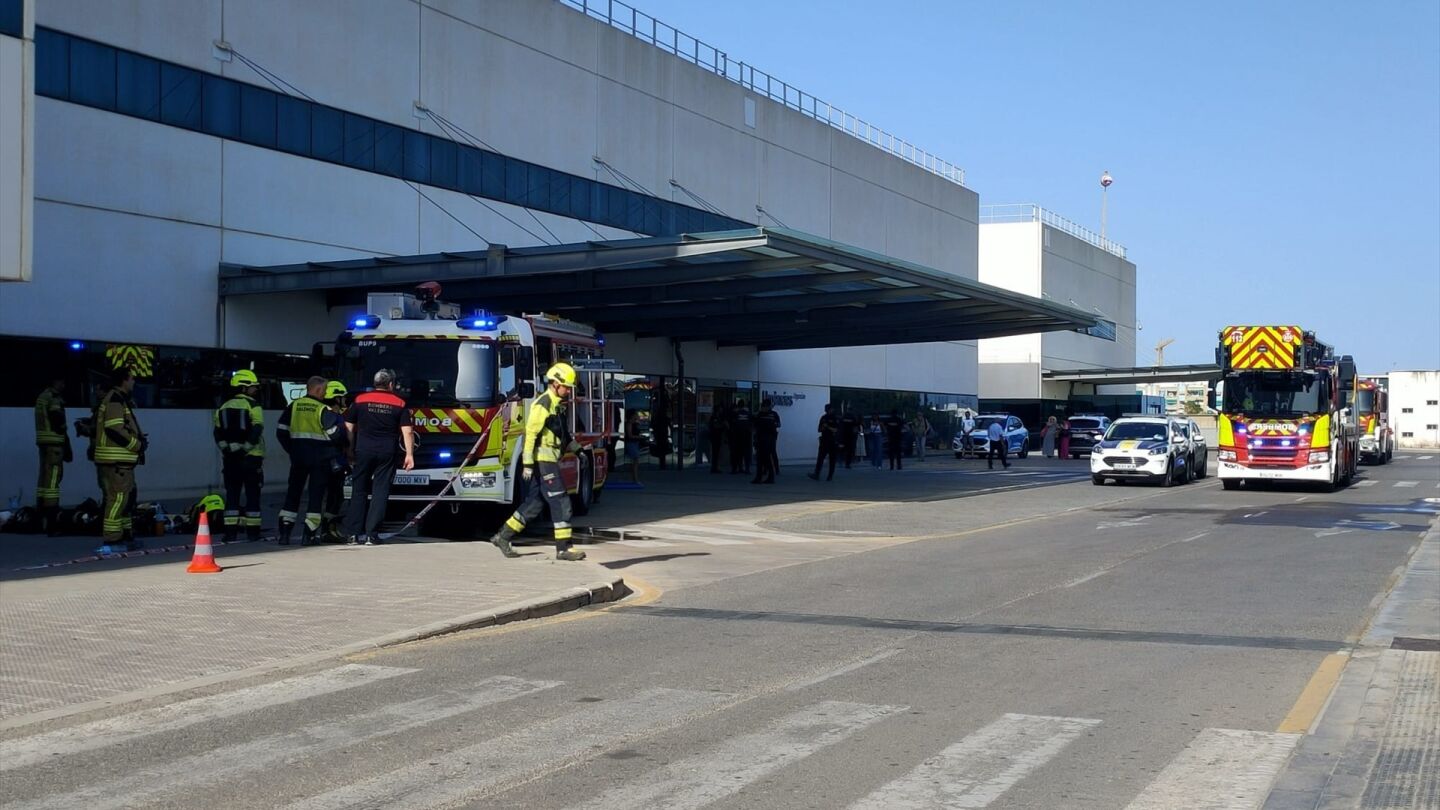Una mujer muere tras un incendio en la planta de Psiquiatría de La Fe de Valencia