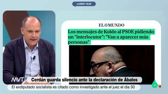 Esteban Urreiztieta, sobre la relación actual de Santos Cerdán con el PSOE: "Ahora mismo, es radioactivo" El subdirector de 'El Mundo' hace un repaso en Más Vale Tarde sobre la relación de los tres implicados en la trama corrupta con el Partido Socialista. Como indica, desconoce si la relación con el exmilitante socialista y el partido "está rota".