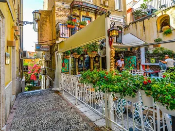 Restaurante en Taormina, Sicilia Restaurante en Taormina, Sicilia