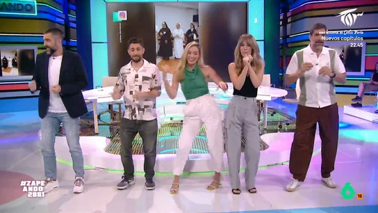 Los zapeadores bailan la primera candidata a canción del verano: 'Jesucristo para la izquierda, Jesucristo para la derecha' Un grupo de religiosas han compuesto una canción muy pegadiza que podría convertirse en la canción del verano. No te pierdas cómo la han interpretado los zapeadores en el vídeo principal.