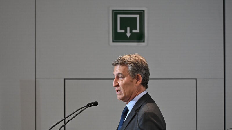 El presidente del PP, Alberto Núñez Feijóo, durante el Foro ABC celebrado este martes en la sede del periódico. 
