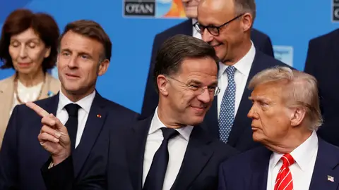 El secretario general de la OTAN, Mark Rutte, charla con el presidente de Estados Unidos, Donald Trump El secretario general de la OTAN, Mark Rutte, charla con el presidente de Estados Unidos, Donald Trump