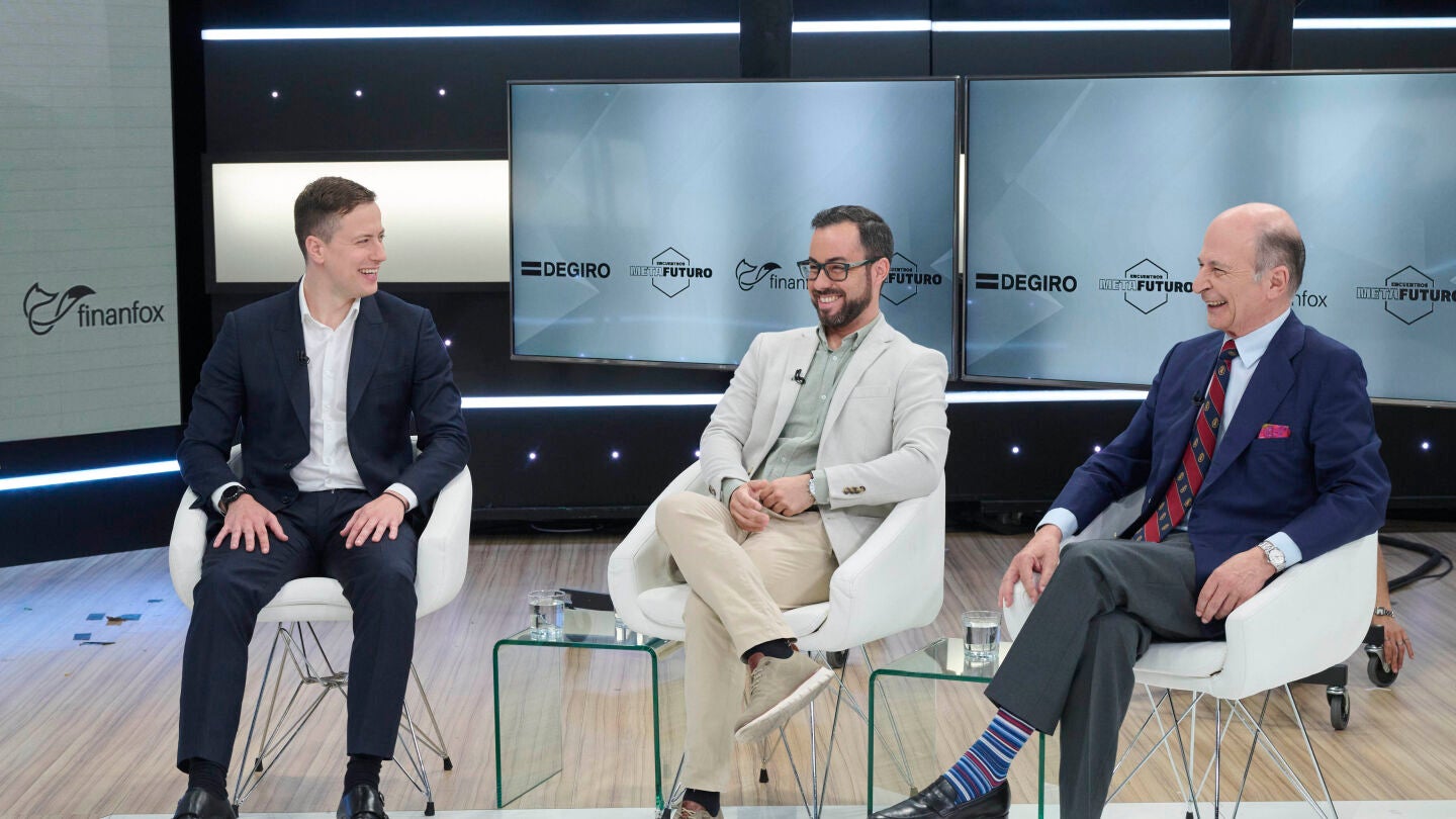  Carlos Rodr&iacute;guez Braun, Jorge Laciana (FlatexDEGIRO) y Alex Caballero (Finanfox).