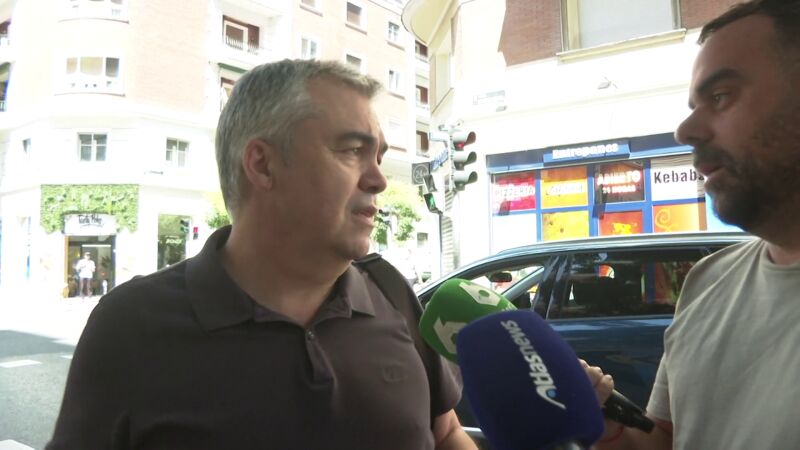 Santos Cerdán confirma a laSexta que se reunió en casa de Ábalos, pero solo para que "dejara el acta de diputado"