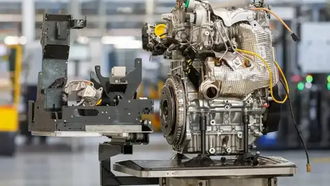 Un motor híbrido enchufable de la marca producido en la fábrica de Valladolid Un motor híbrido enchufable de la marca producido en la fábrica de Valladolid
