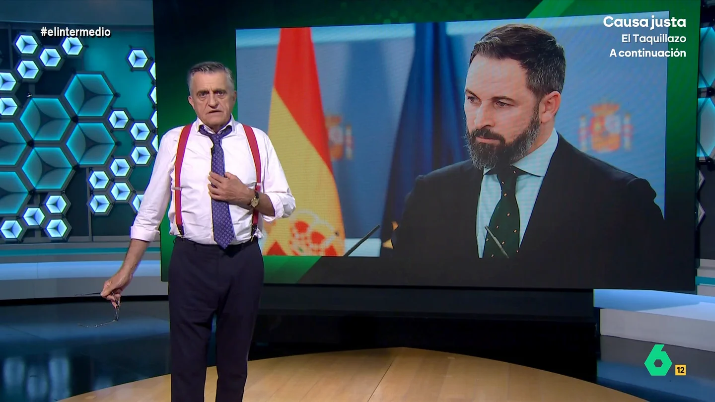 Wyoming critica el falso patriotismo de Vox con Trump: "Si Franco levantara la cabeza, tiraría de las orejas a sus herederos ideológicos" "No se entiende que estos supuestos defensores de la patria ni se inmuten cuando escuchamos al líder de Occidente amenazar nuestra economía, nuestras empresas y los puestos de trabajo de nuestros compatriotas", comenta Wyoming en este vídeo.