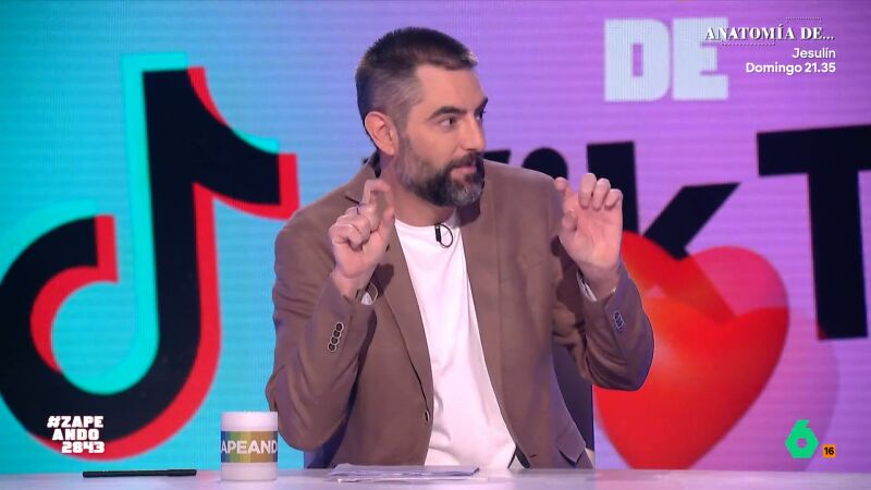 Dani Mateo reacciona al extraño nombre que unos padres querían poner a su hija: "Como mote cariñoso la llamarán chupito"