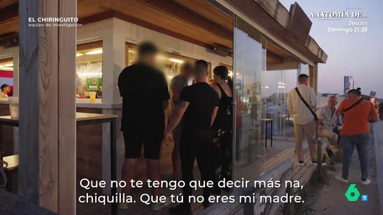 El tenso momento entre Equipo de Investigación y un supuesto socio de un chiringuito: "Chiquilla, que no eres mi madre" El tenso momento entre Equipo de Investigación y un supuesto socio de un chiringuito: "Chiquilla, que no eres mi madre"