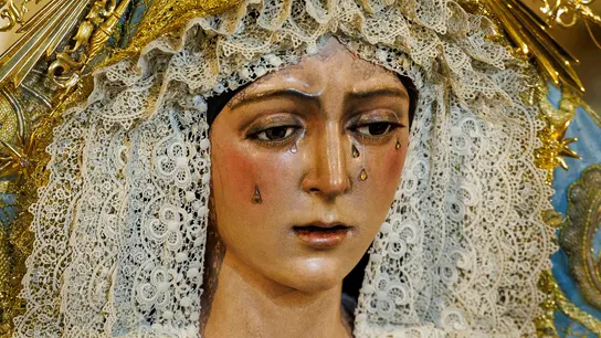 Virgen de la Macarena. Virgen de la Macarena.
