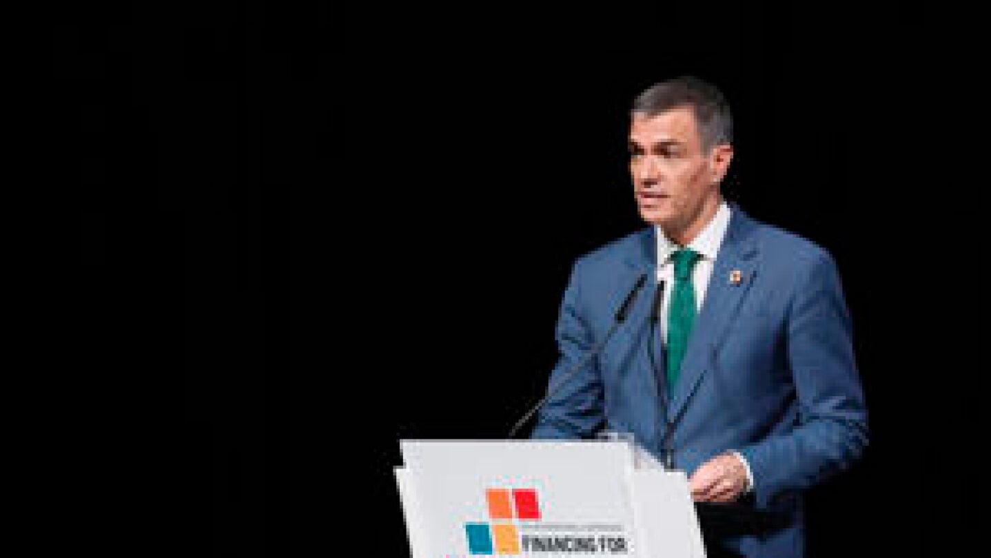  El presidente del gobierno de España Pedro Sánchez durante su intervención en la Cumbre de la ONU de Sevilla