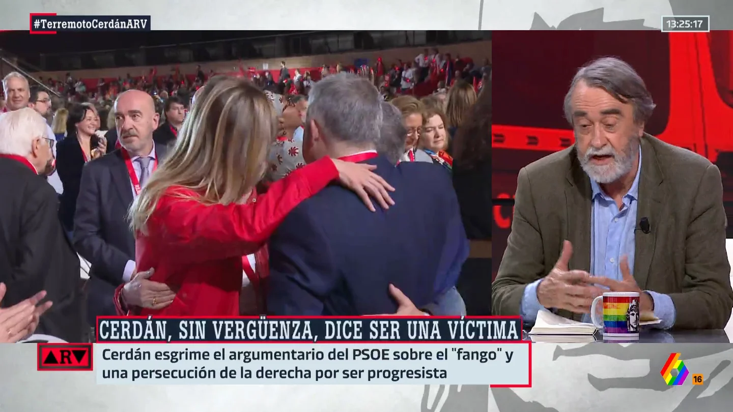 Cuartango analiza la figura de Santos Cerdán: "Da la impresión de que es un hombre con doble personalidad" Cuartango analiza la figura de Santos Cerdán: "Da la impresión de que es un hombre con doble personalidad"