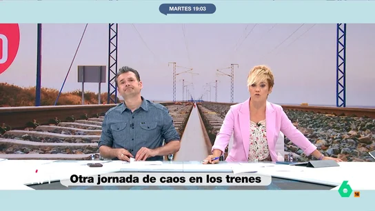 Cristina Pardo, tras la última avería de Renfe: "Esto es una vergüenza" Centenares de pasajeros no han dudado en manifestar su enfado a través de las redes sociales tras quedarse atrapados en los trenes. Adif ha contado que la incidencia fue provocada por un problema en una catenaria que perdió tensión.