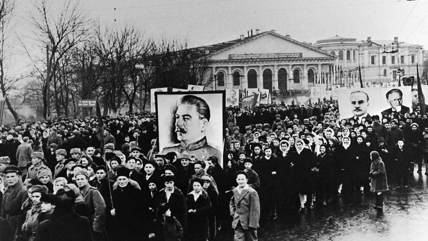 Manifestaci&oacute;n en apoyo al r&eacute;gimen comunista