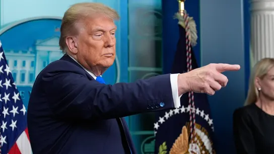 El congreso de EEUU da luz verde a la controvertida reforma fiscal de Donald Trump y sus 4 billones de dólares en recortes El congreso de EEUU da luz verde a la controvertida reforma fiscal de Donald Trump y sus 4 billones de dólares en recortes