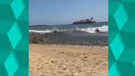 Ola en Mazagón. Ola en Mazagón.