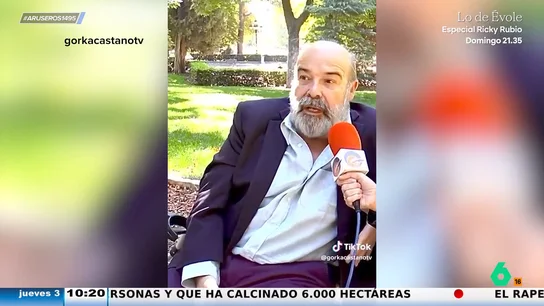 Los colaboradores de Aruser@s, en pie de guerra contra Antonio Resines: "¿Pero dónde ha comido este señor?" Los colaboradores de Aruser@s, en pie de guerra contra Antonio Resines: "¿Pero dónde ha comido este señor?"