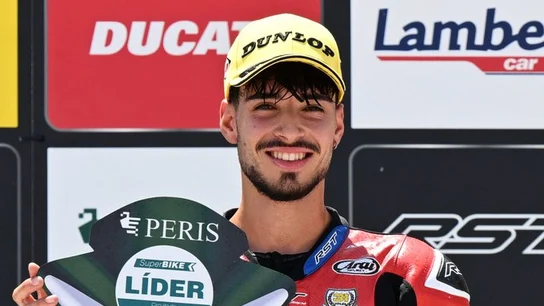 Muere el piloto Borja Gómez en un accidente en el circuito Magny Cours Muere el piloto Borja Gómez en un accidente en el circuito Magny Cours