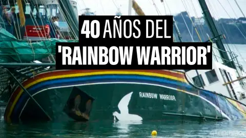40 años del ataque al 'Rainbow Warrior', el buque estrella de Greenpeace: un atentado que Francia nunca quiso reconocer 40 años del ataque al 'Rainbow Warrior', el buque estrella de Greenpeace: un atentado que Francia nunca quiso reconocer