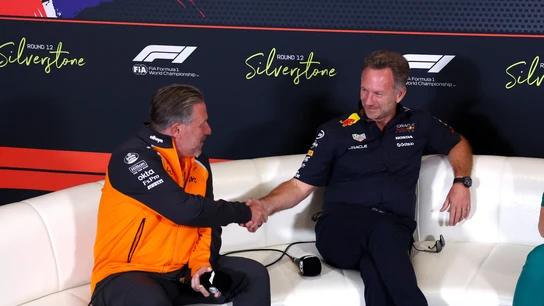 Zak Brown y Christian Horner Zak Brown y Christian Horner
