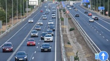 Una fila de vehículos en la carretera A3, el último día de la Operación ‘Retorno del verano’, a 28 de agosto de 2022, en Madrid