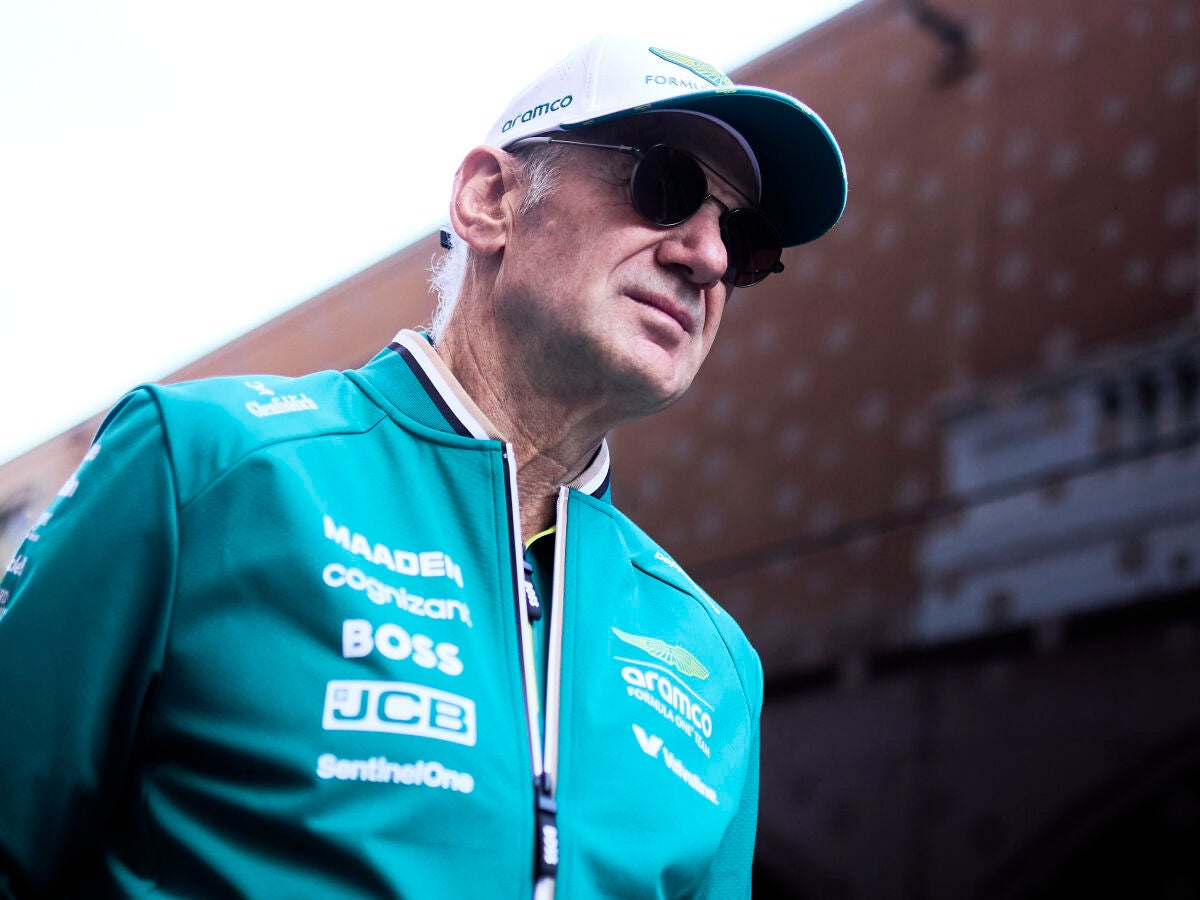 Vuelve el espía Adrian Newey: otra vez fijándose en cada detalle ...